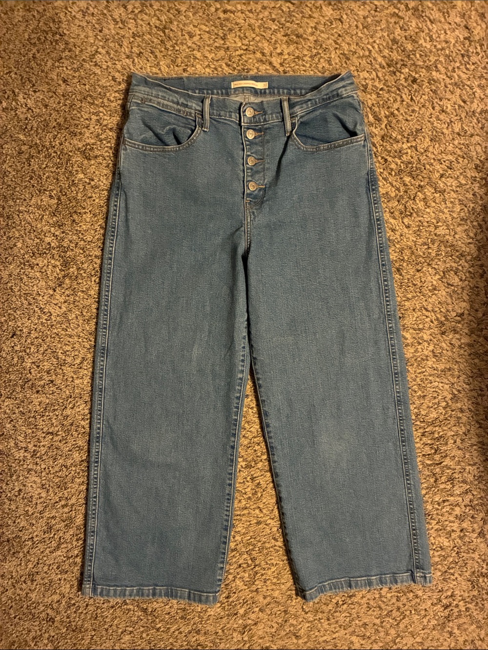 Levi’s women’s mile high cropped wide leg jeans -size 31
